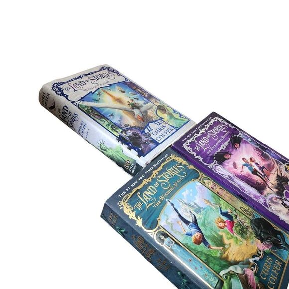 The Land Of Stories Book Lot - Picture 5 of 6